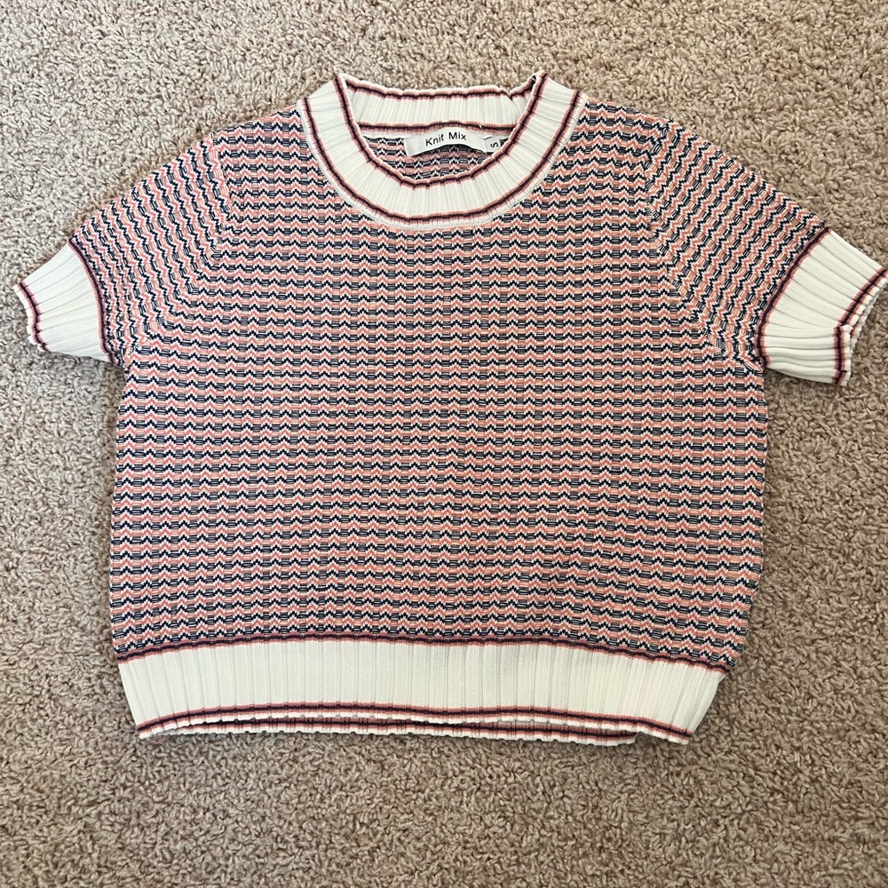 Small pink crop top